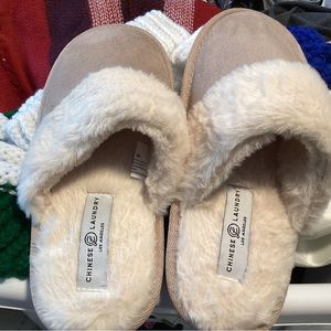 Slippers. New never worn